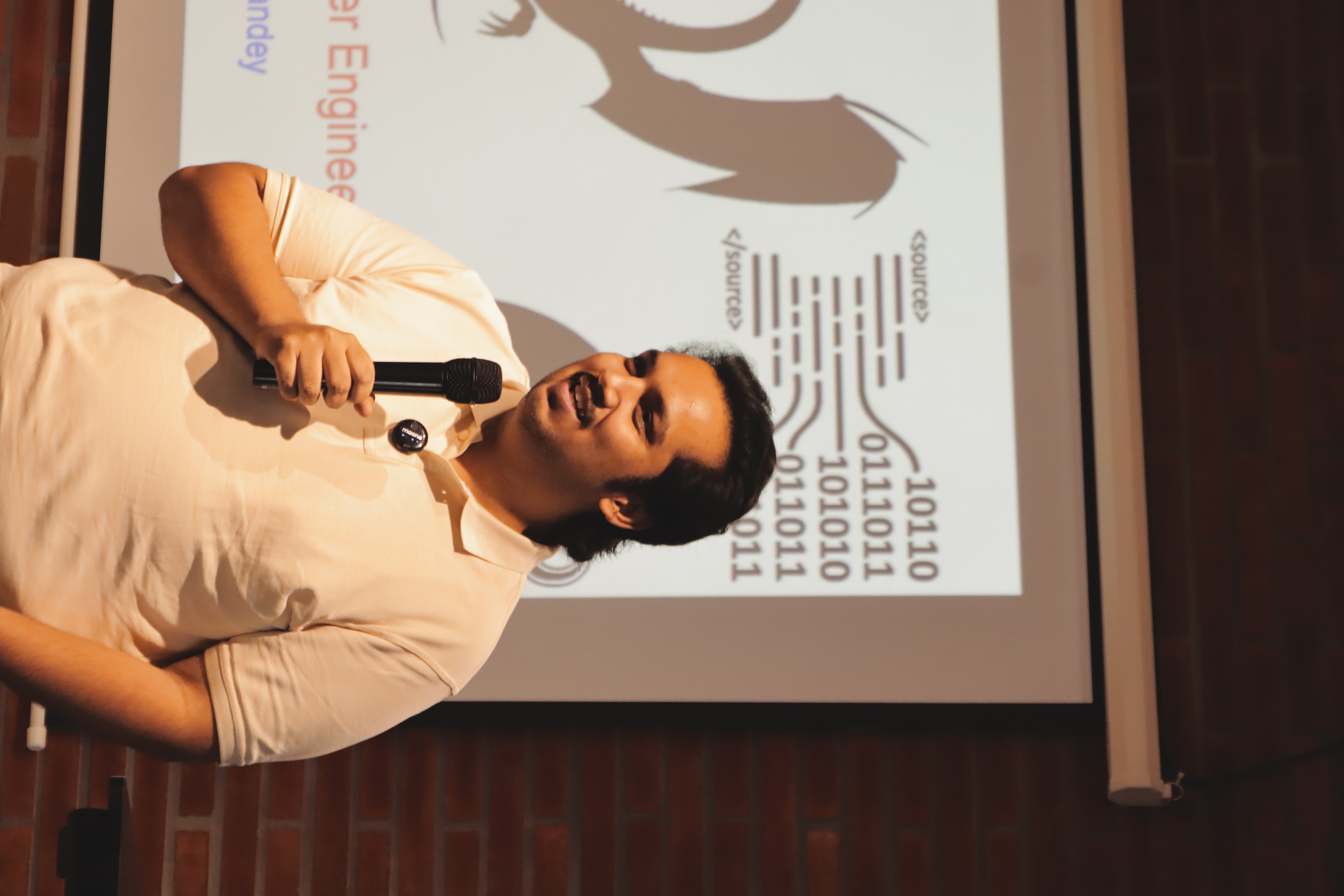 Ashutosh Pandey presenting at FOSS Talks 3.0