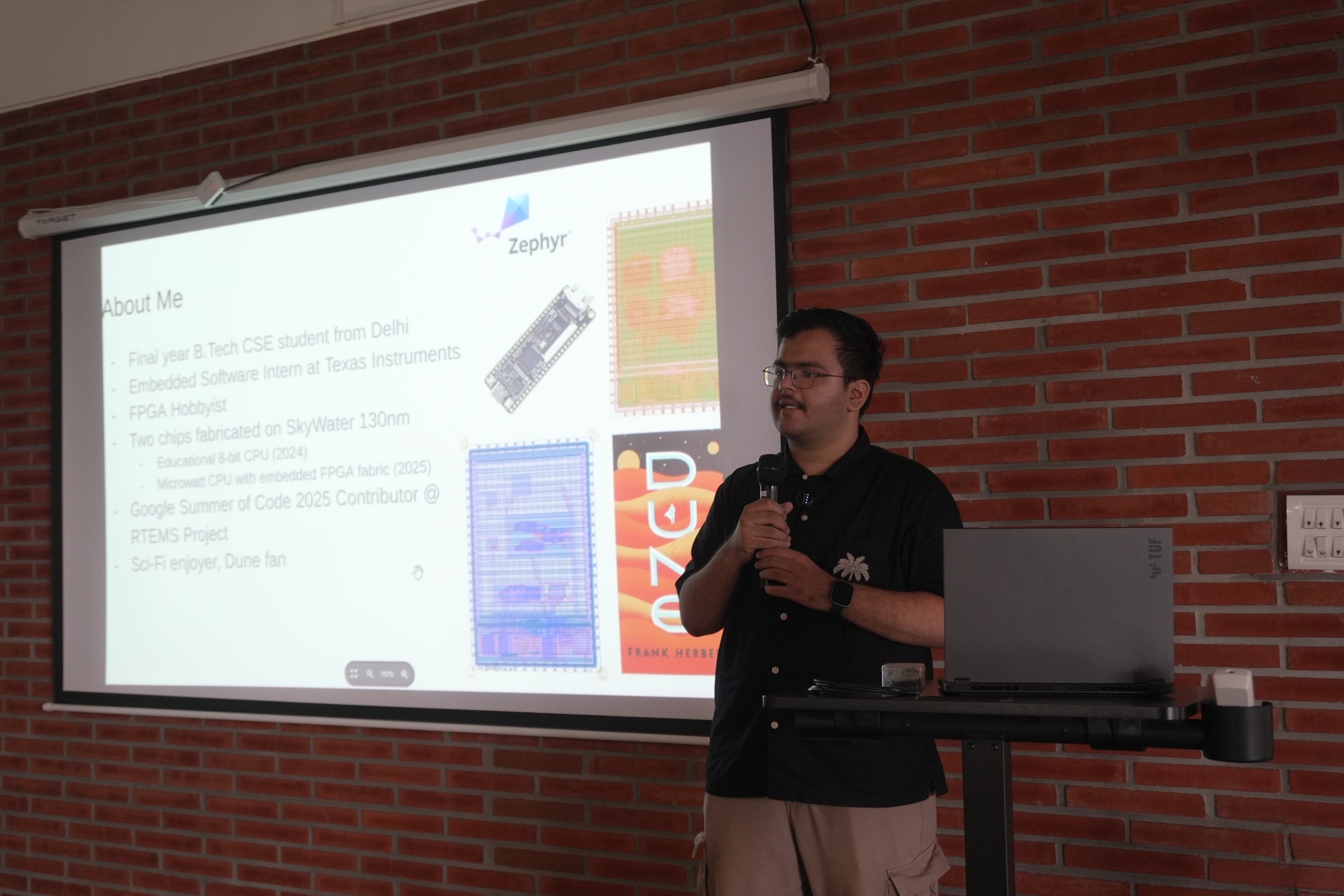 Sameer Srivastava at FOSS Talks 3.0
